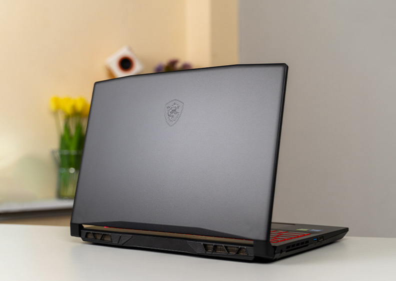 LAPTOP GAMING DƯỚI 15 TRIỆU ĐÁNG MUA 2025