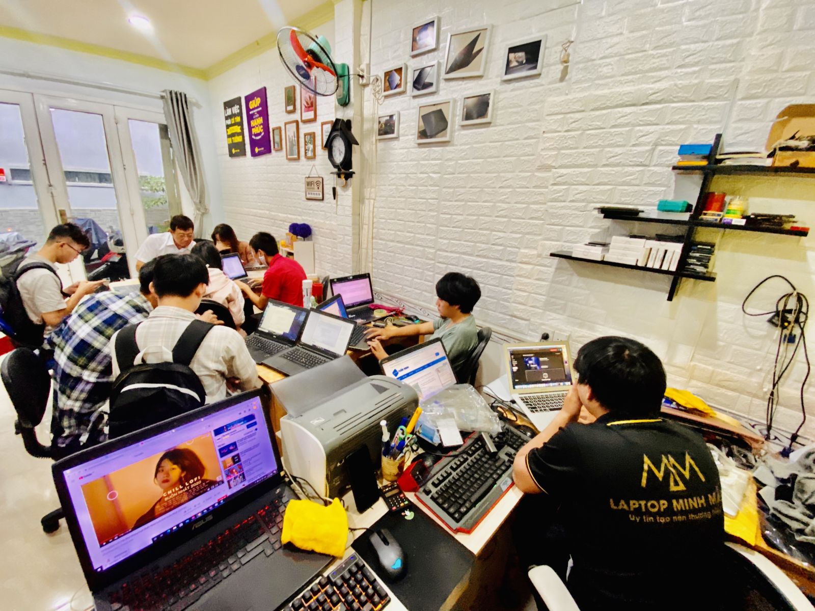 THU MUA LAPTOP CŨ GIÁ CAO NHẤT TẠI QUẬN GÒ VẤP