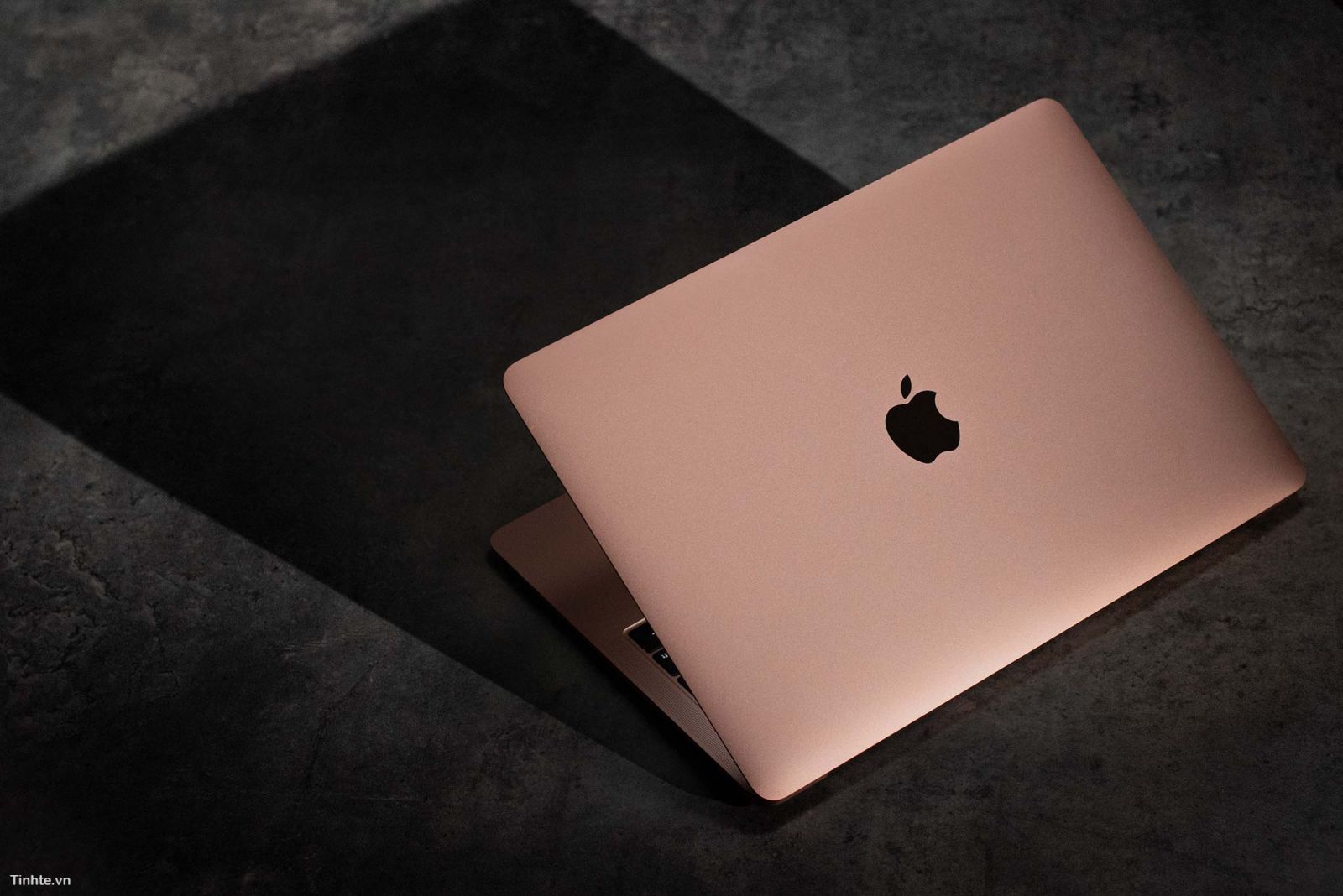sua laptop uy tin gia re quan 12