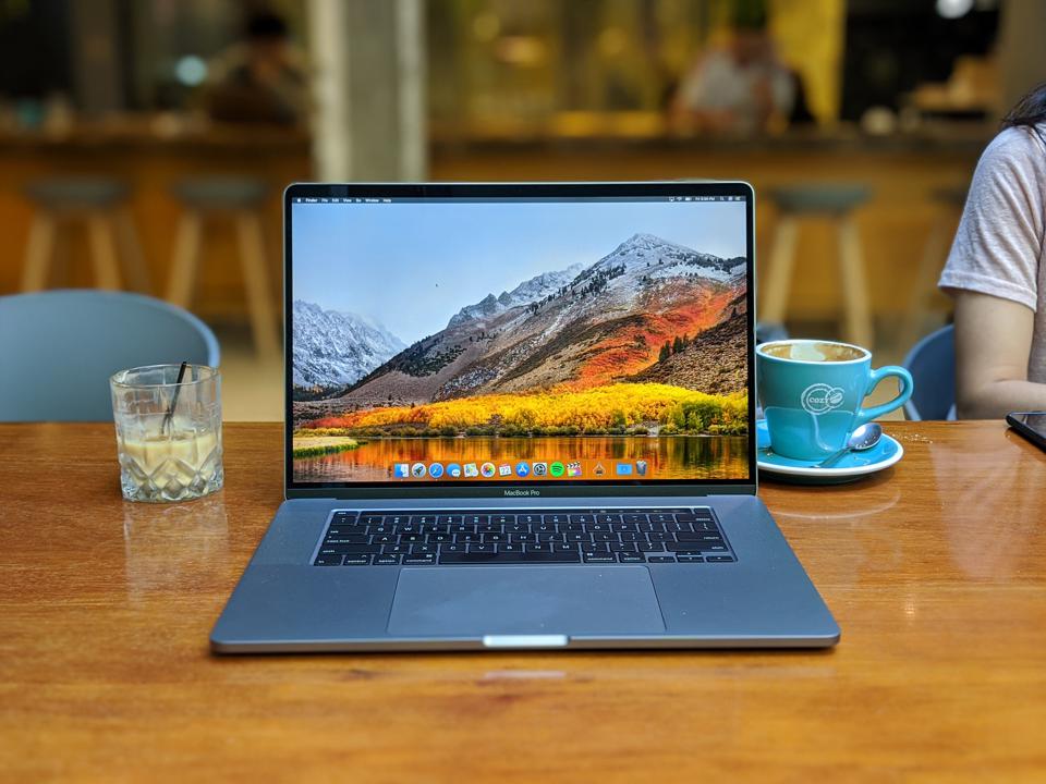 TOP CỬA HÀNG SỬA LAPTOP UY TÍN DÀNH CHO SINH VIÊN