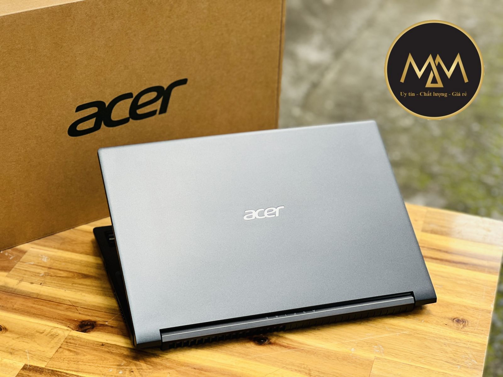 Laptop Gaming Acer Aspire 7 A715 Ryzen 5 5500U