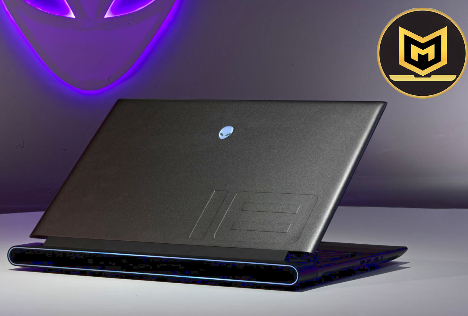 DELL ALIENWARE M18 R1 i9 13900HX RAM 32GB SSD 1TB RTX 4080 LAPTOP CHUYÊN GAME