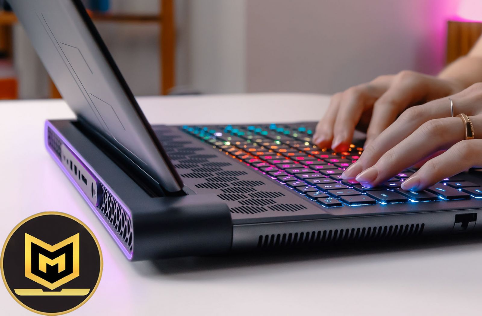 DELL ALIENWARE M18 R1 i9 13900HX RAM 32GB SSD 1TB RTX 4080 LAPTOP CHUYÊN GAME