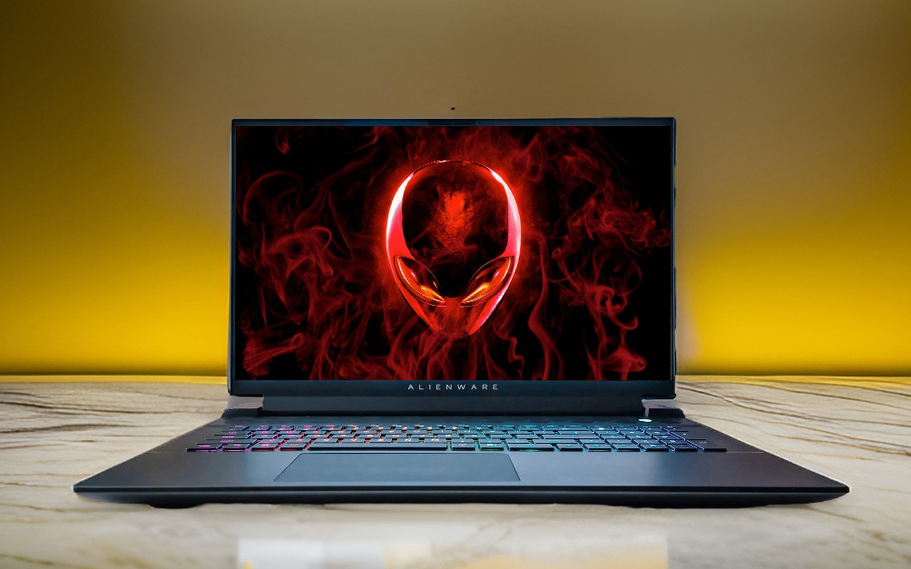 Dell Alienware M18 R2 i7 14650HX