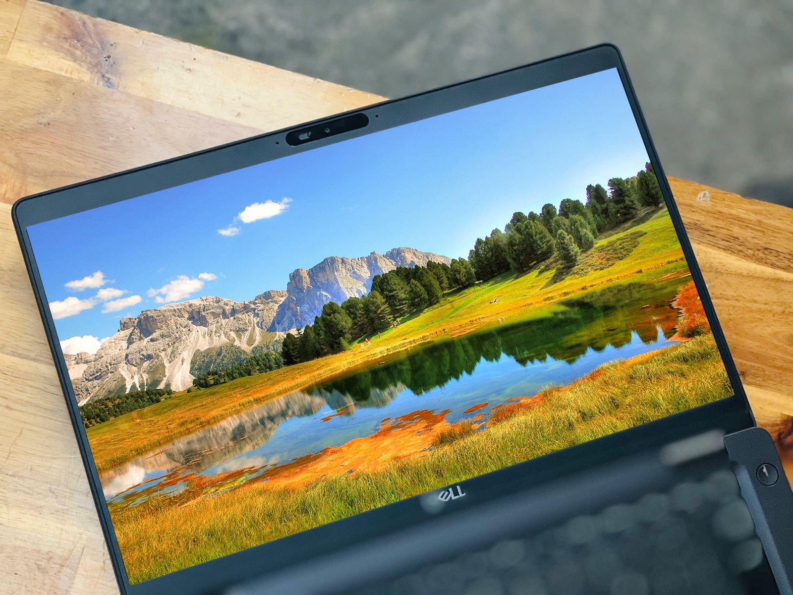 DELL LATITUDE 5300 i7 8665U