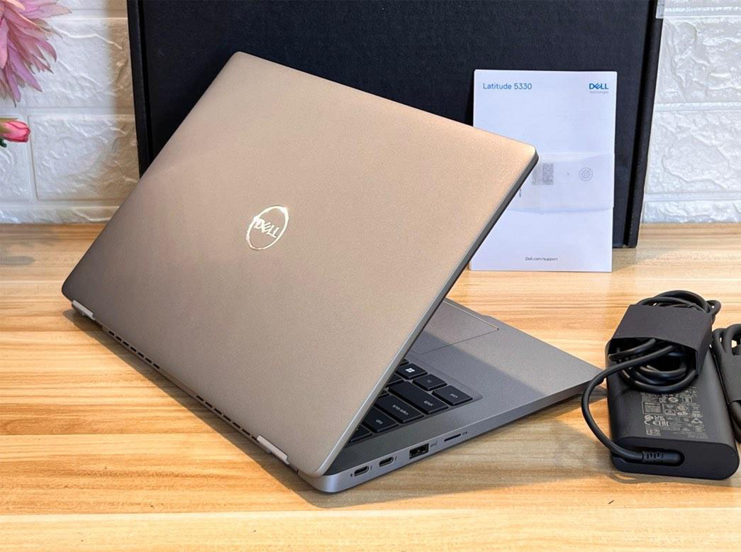 DELL LATITUDE 5330 2022