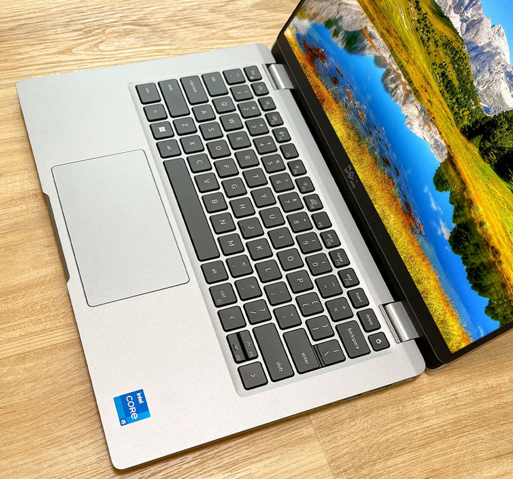 DELL LATITUDE 5330 2022