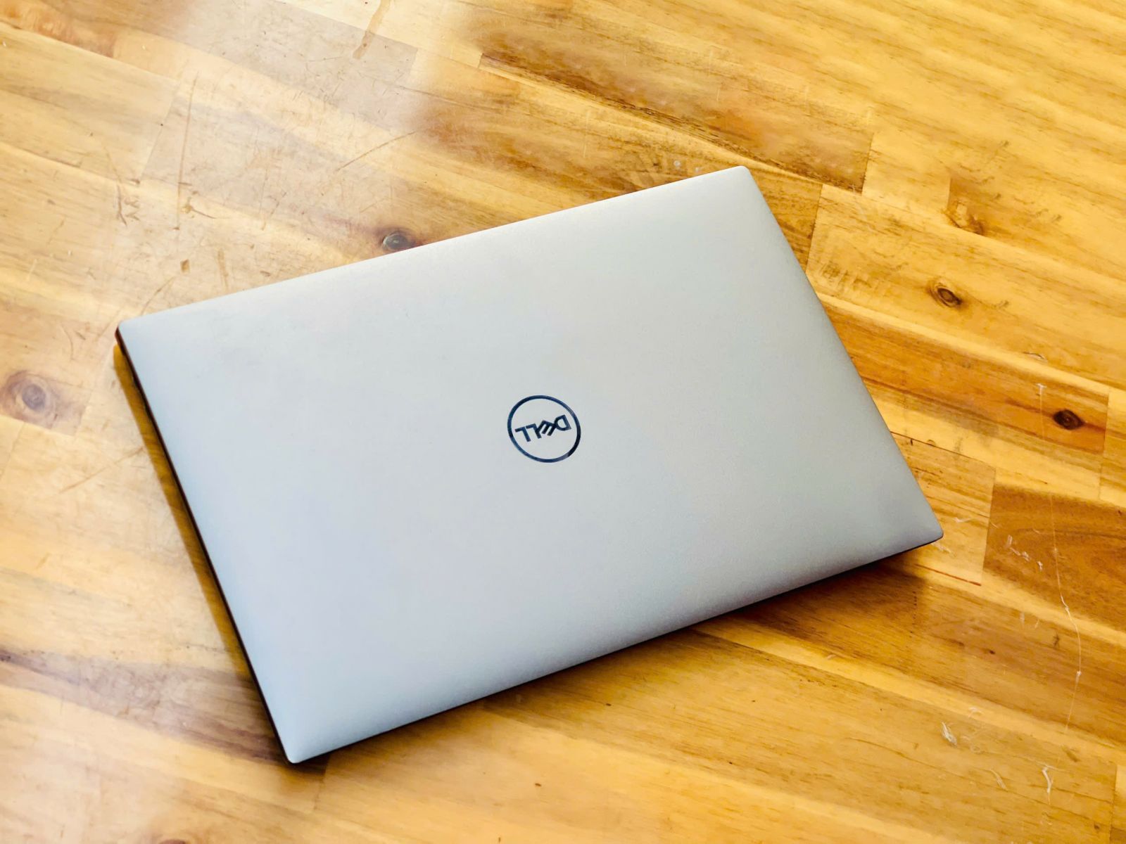 SO SÁNH DELL PRECISION 5550 i7 VÀ DELL PRECISION 7550 i7