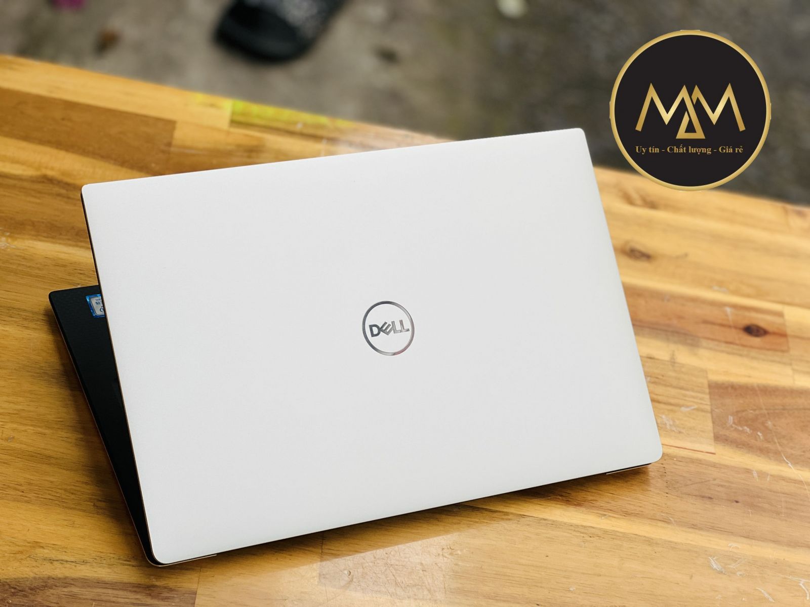 Dell XPS 13 9380 i5 8265 Giá rẻ