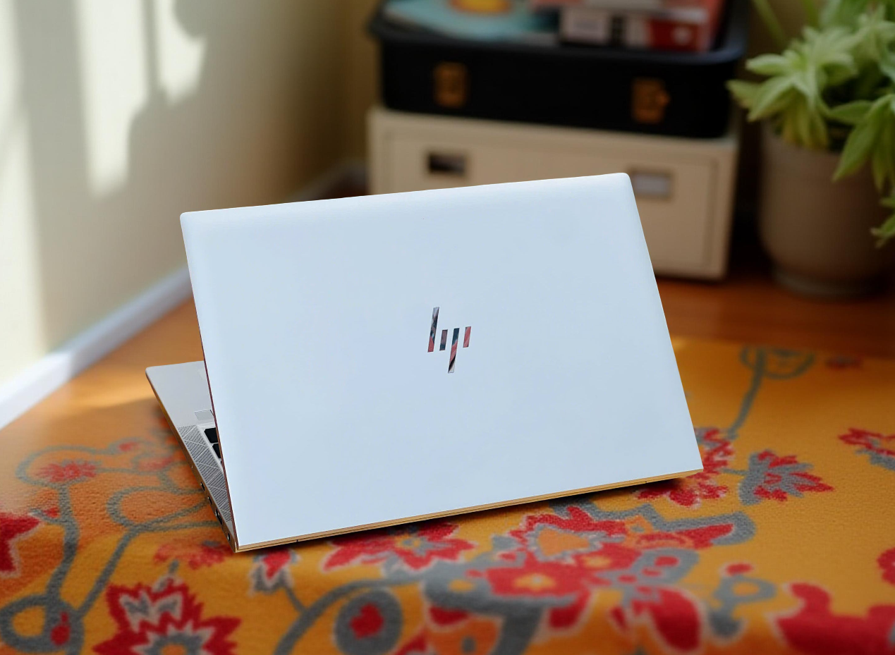 HP ELITEBOOK 840 G8 i5