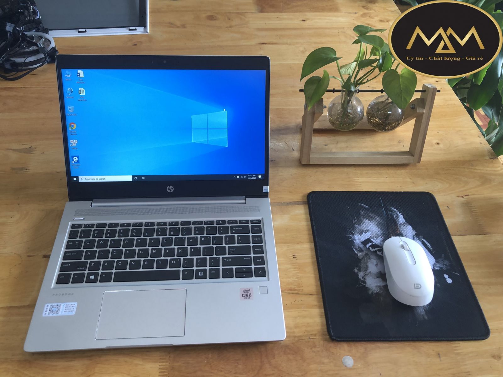 Laptop cũ học sinh