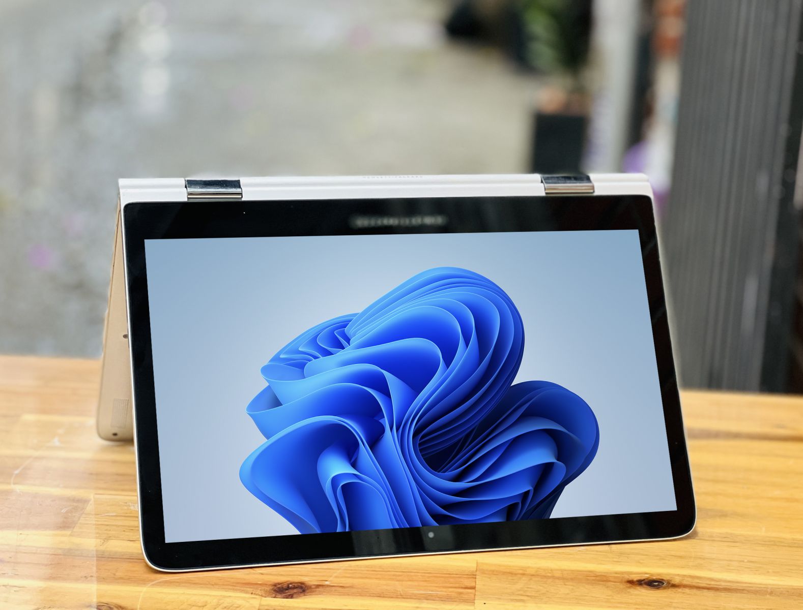 HP SPECTRE DƯỚI 15 TRIỆU ĐÁNG MUA 2025