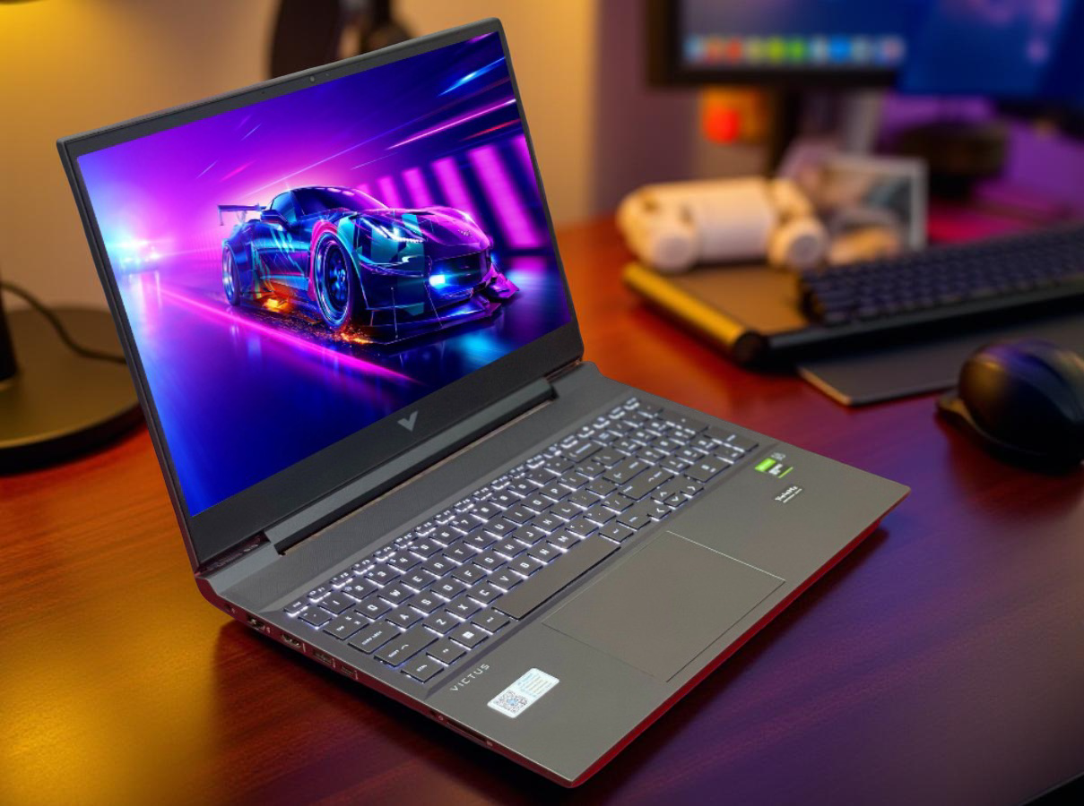 HP VICTUS 15 FB1022AX RYZEN 5 7535HS