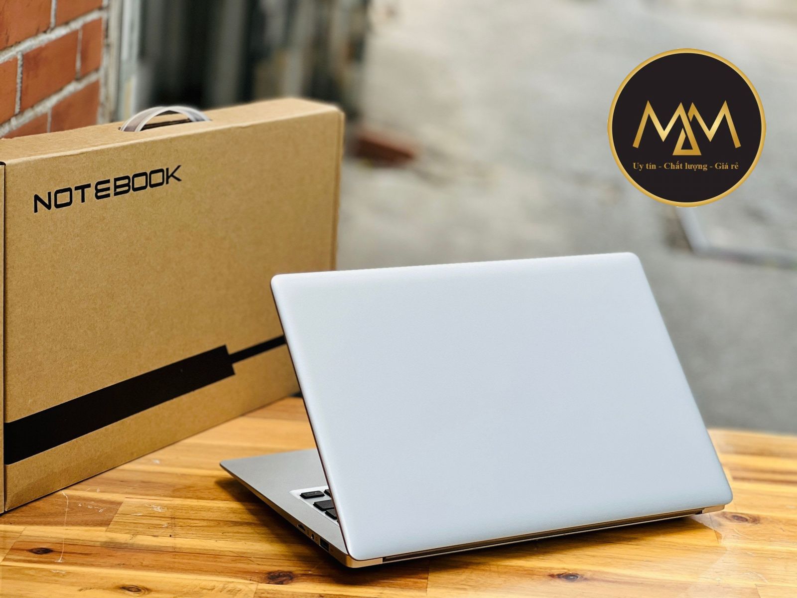 INTEL NOTEBOOK LAPTOP