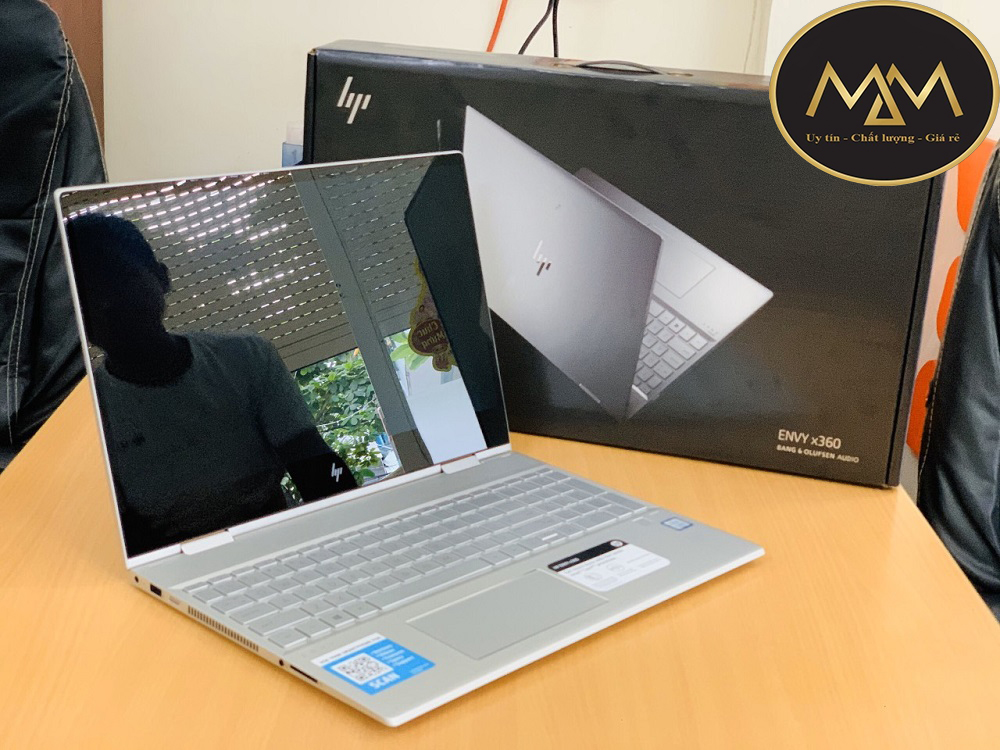 Laptop cũ học sinh