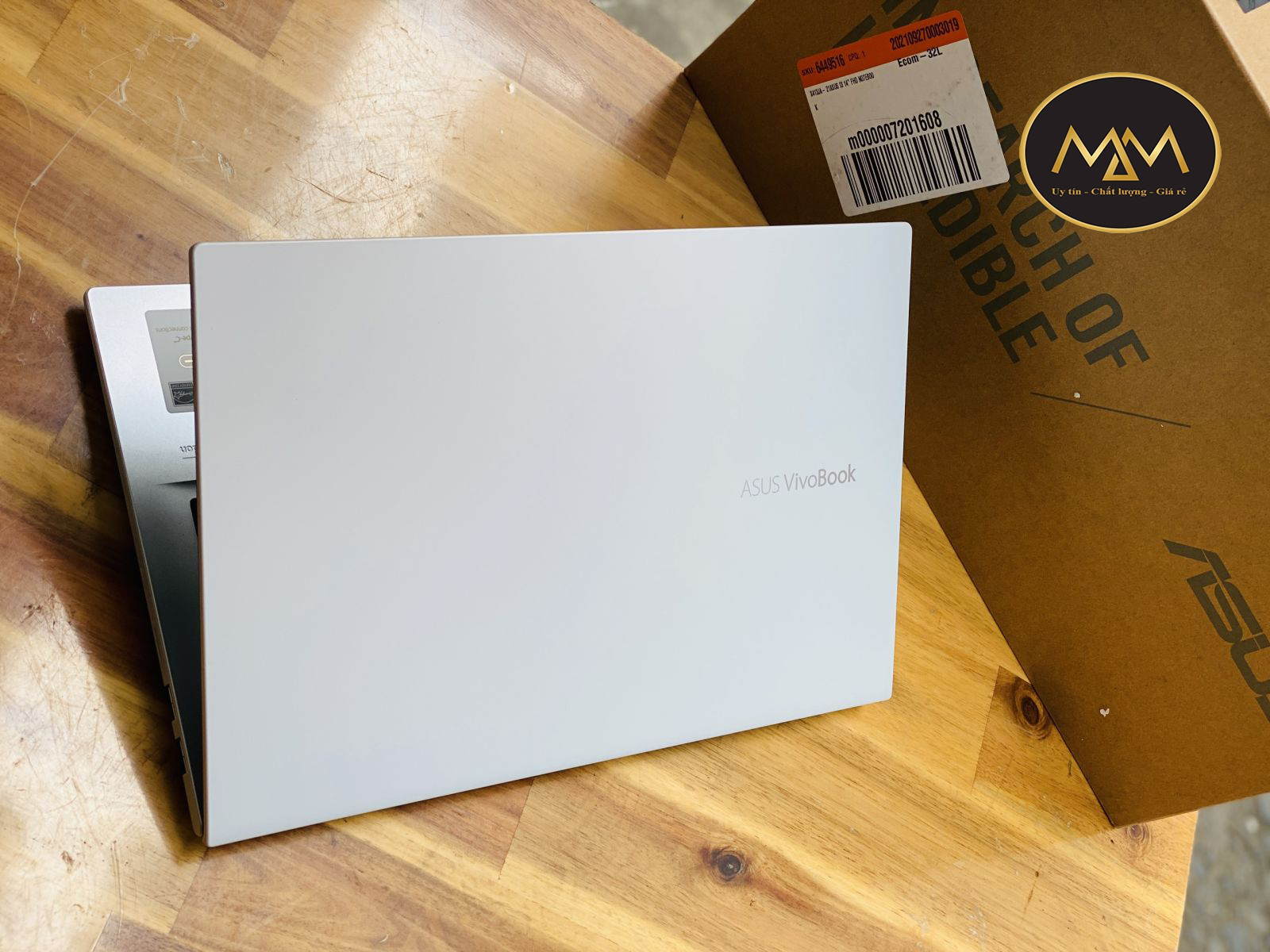 Laptop-cu-danh-cho-sinh-vien-kinh-te