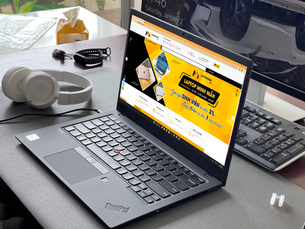 Lenovo Thinkpad X1 Carbon Gen 7 i7 8665U 8CPUS/ Ram16G/ SSD256/ Full HD/ Gập 180 độ/ Siêu Mỏng/ Giá rẻ