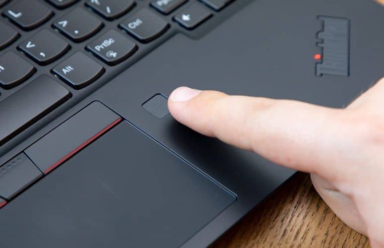 Lenovo Thinkpad X1 Carbon Gen 7 i7 8665U 8CPUS/ Ram16G/ SSD256/ Full HD/ Gập 180 độ/ Siêu Mỏng/ Giá rẻ