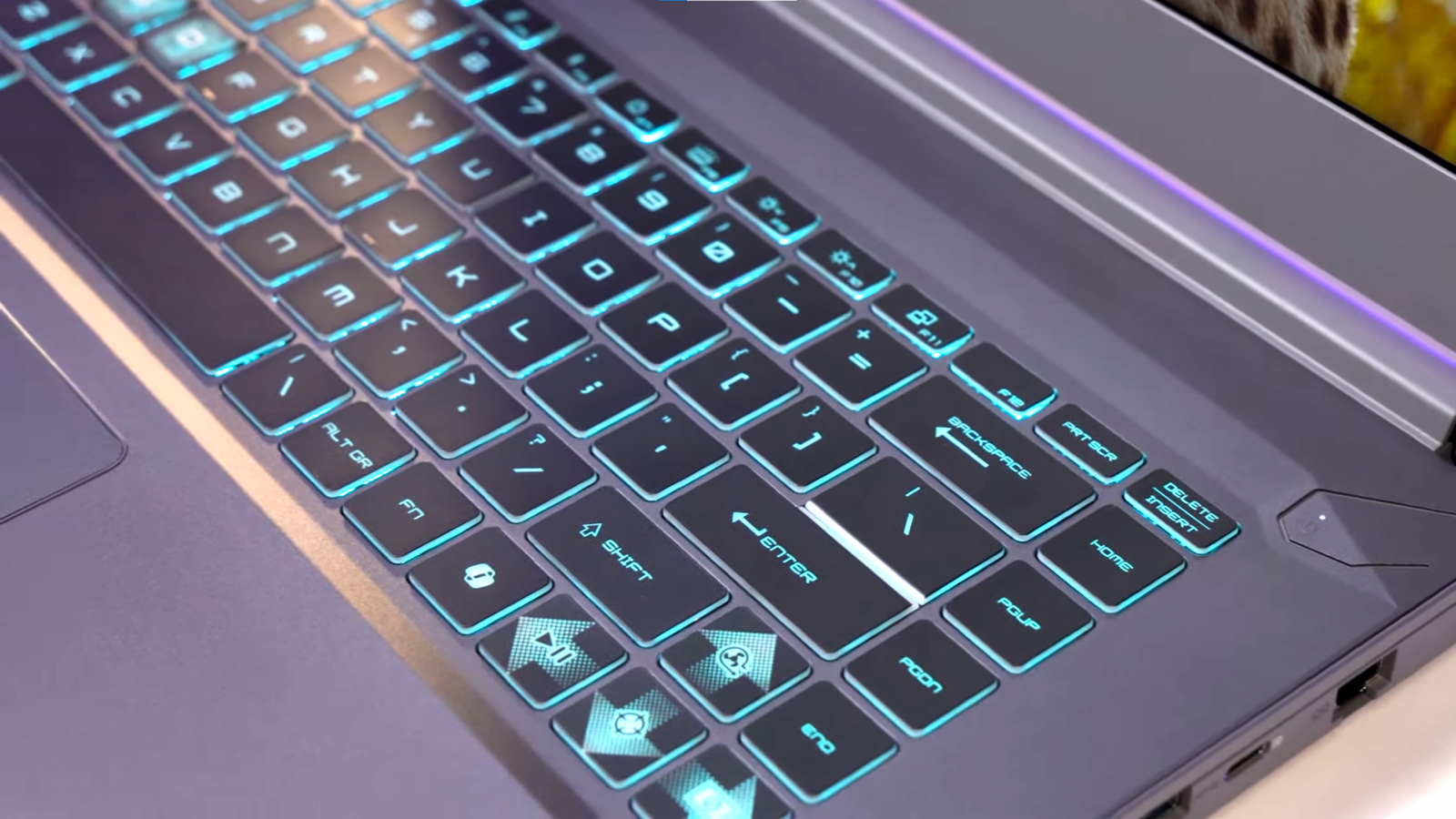 MSI THIN 15 B12VE i7 12650H
