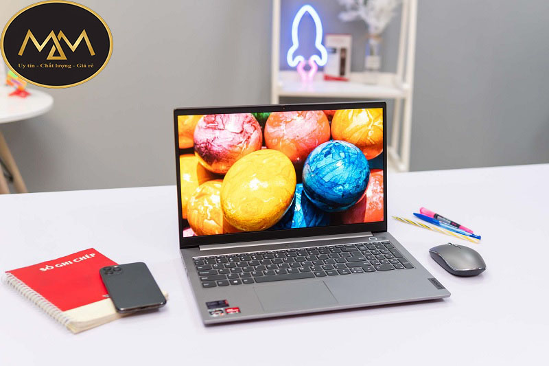 Thay màn hình laptop Lenovo giá rẻ TPHCM