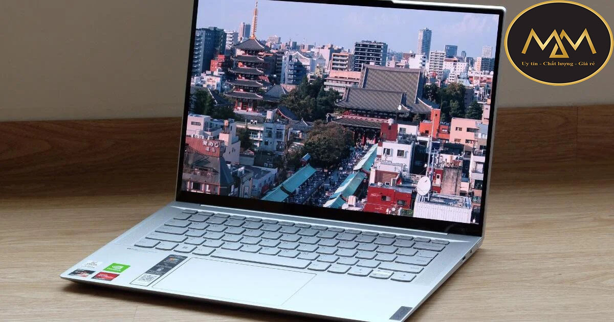 Thay màn hình laptop Lenovo giá rẻ quận 12