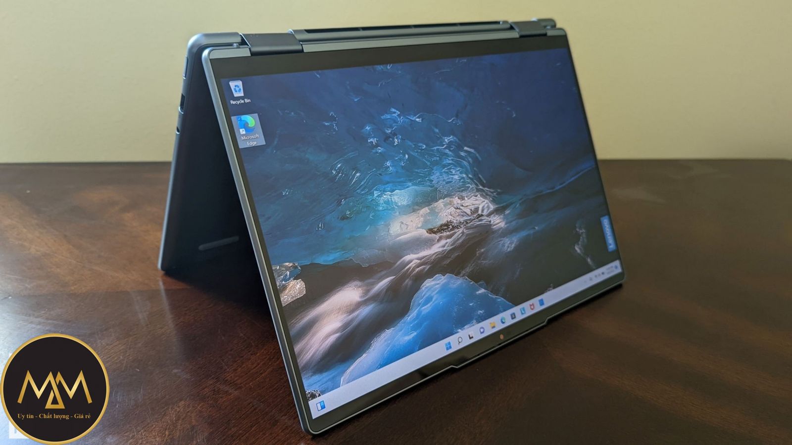 Thay màn hình laptop Lenovo giá rẻ TPHCM