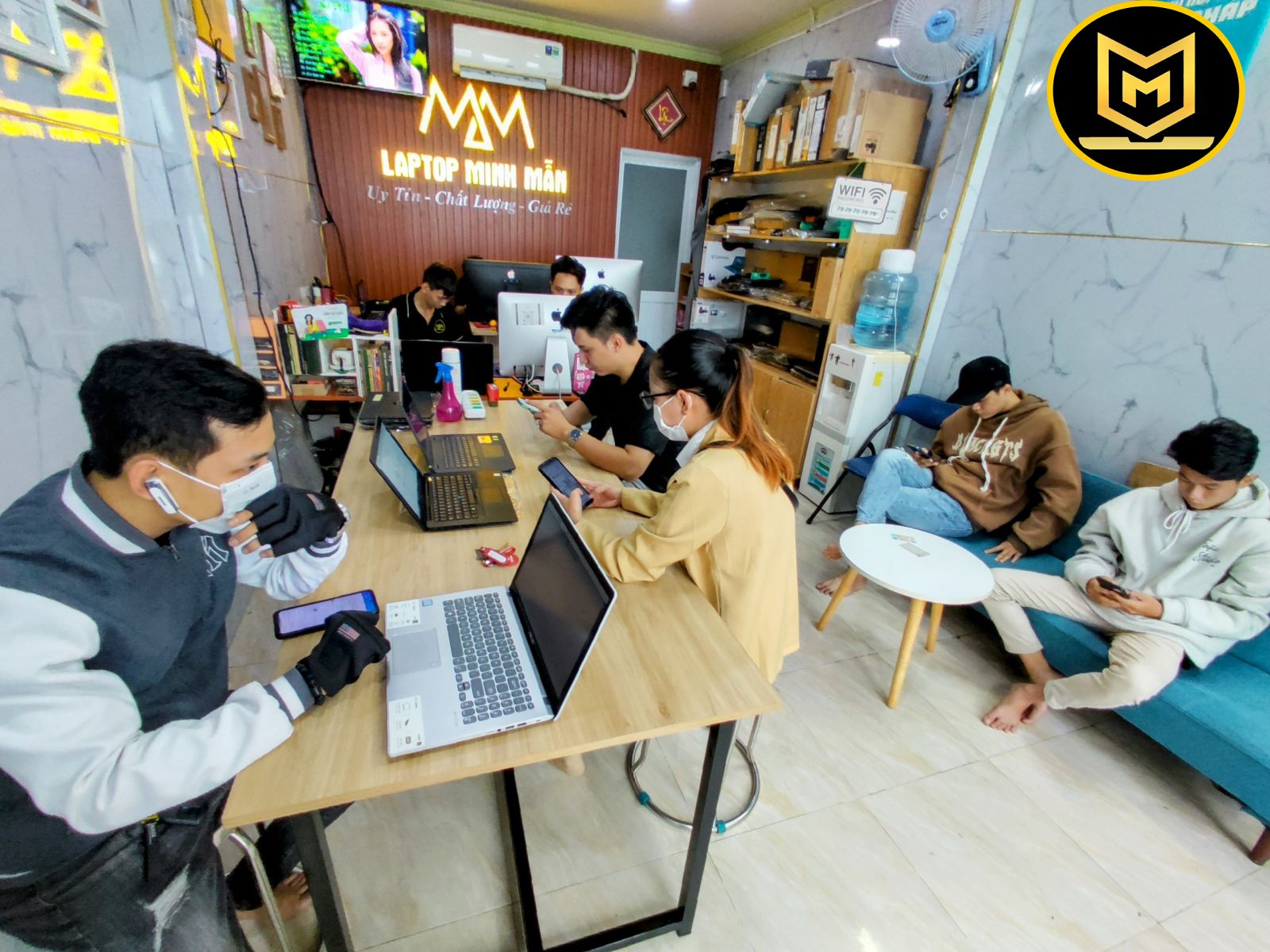 Thay-pin-laptop-Dell-quận-4