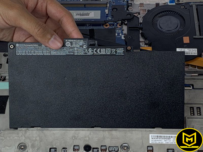 Thay-pin-laptop-HP-quận-9