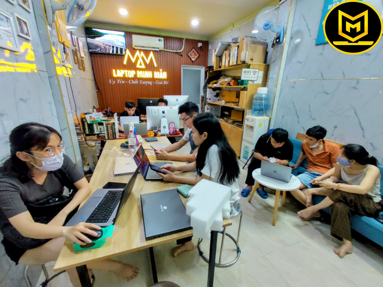 Thay-pin-laptop-HP-quận-Tân-Bình