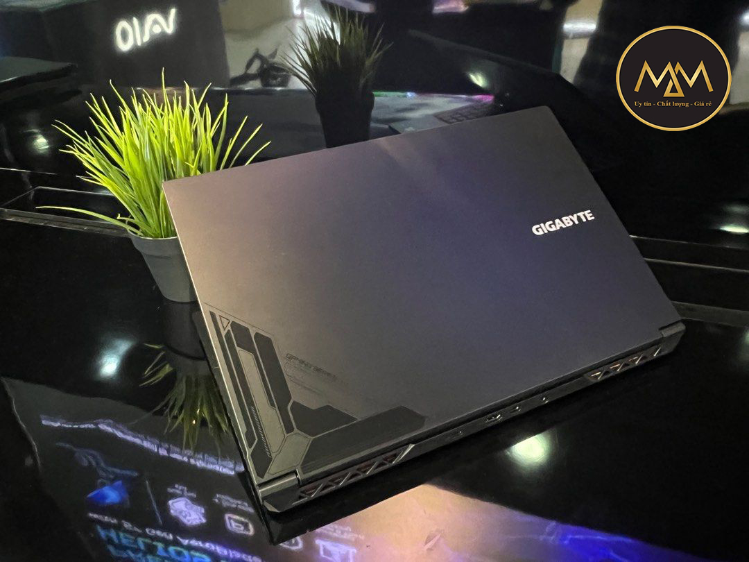 Top-laptop-gaming-cũ-dưới-15-triệu
