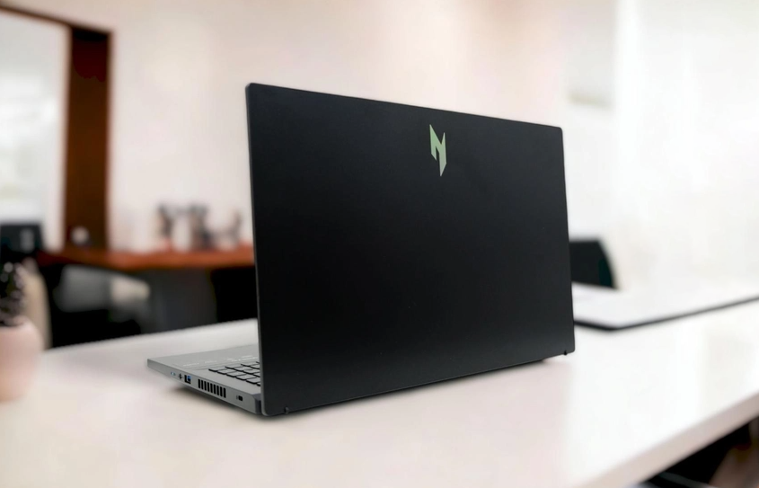 ACER NITRO V 15 RYZEN 5 7535HS