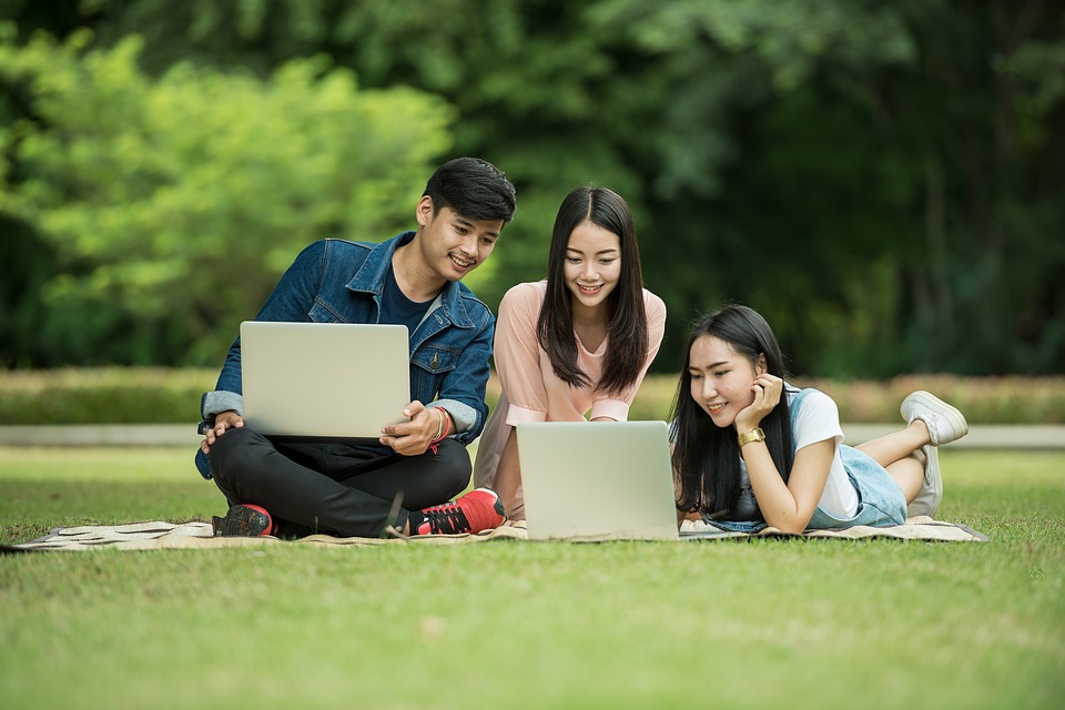 top 5 dia chi ban laptop cu uy tin nhat tphcm