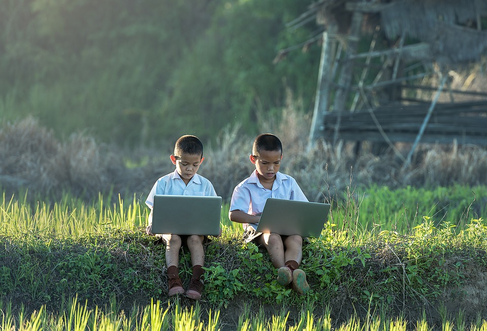 macbook cu gia re quan tan phu