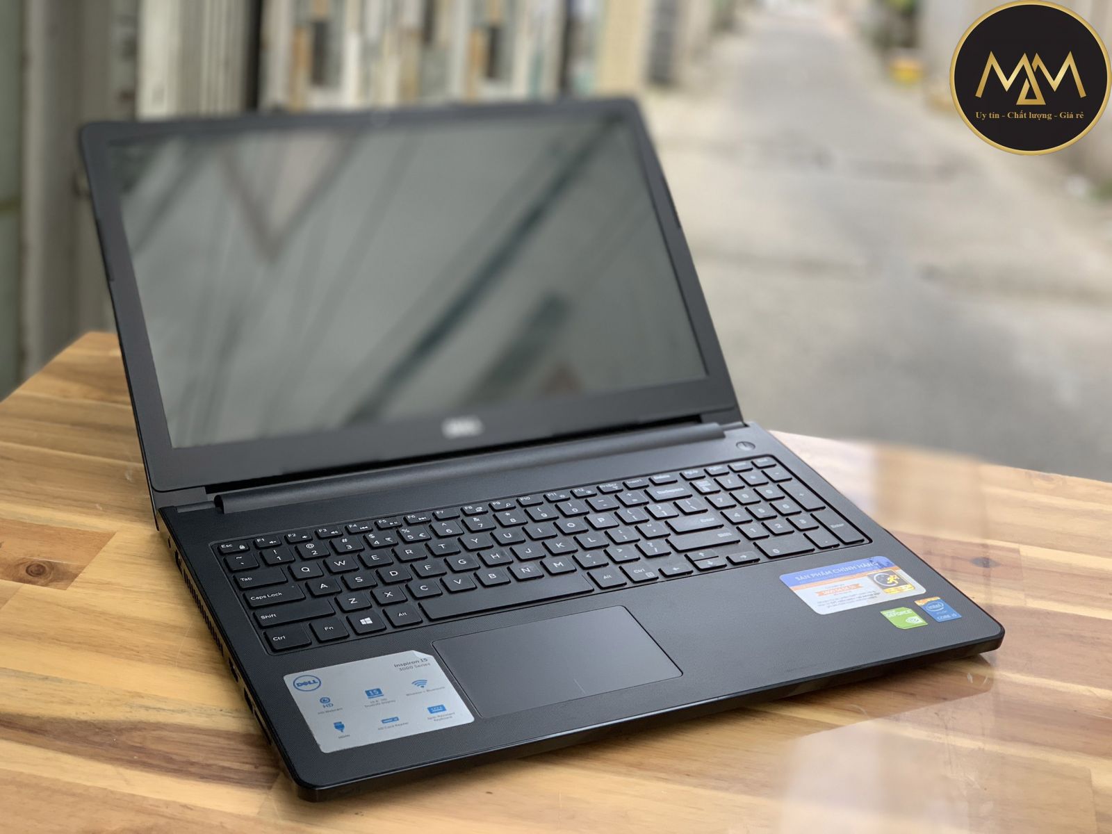 Dell Inspiron 3558