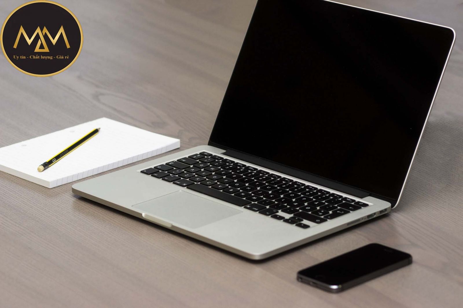 Mua laptop cũ ở đâu tại TPHCM