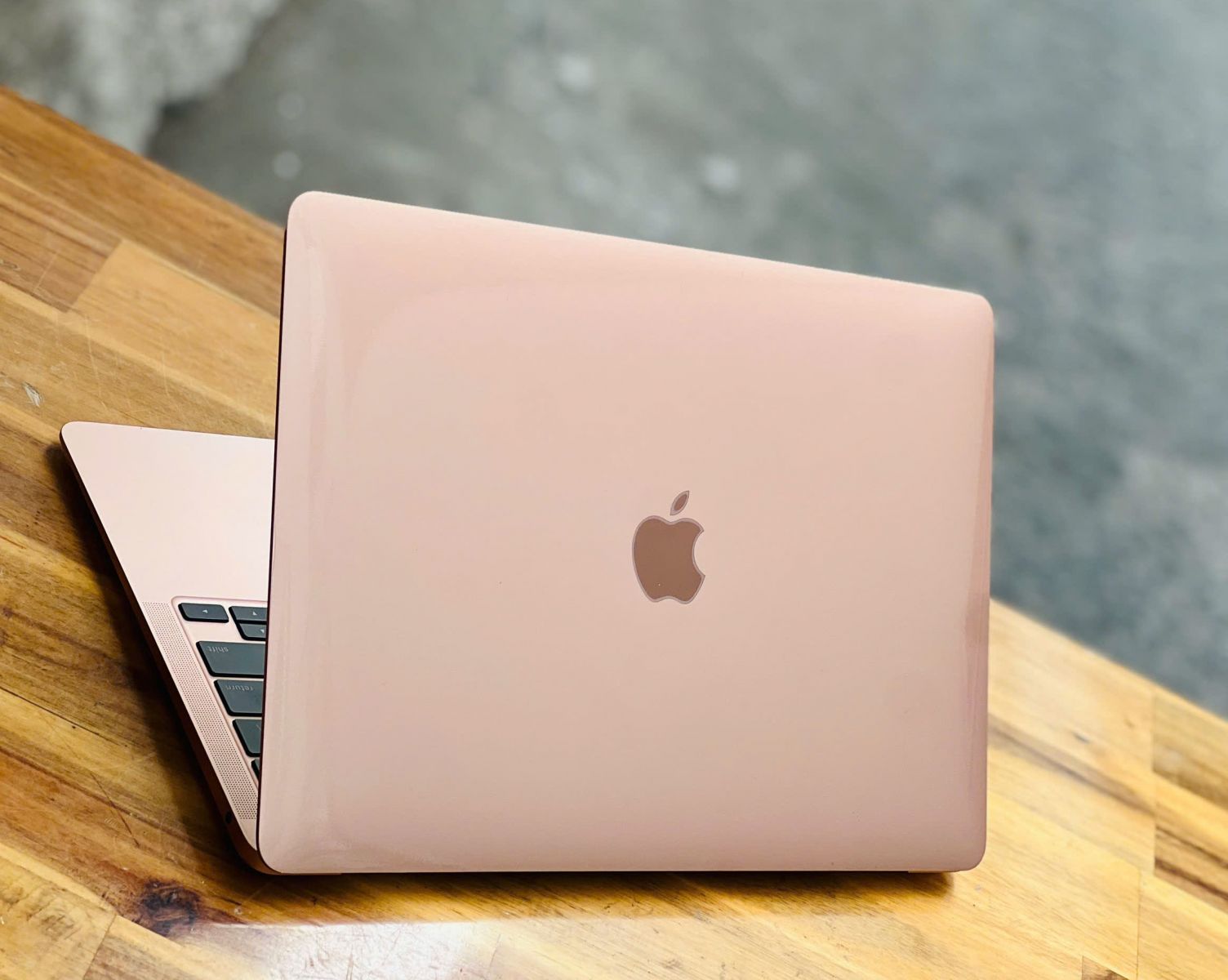 MACBOOK AIR M1