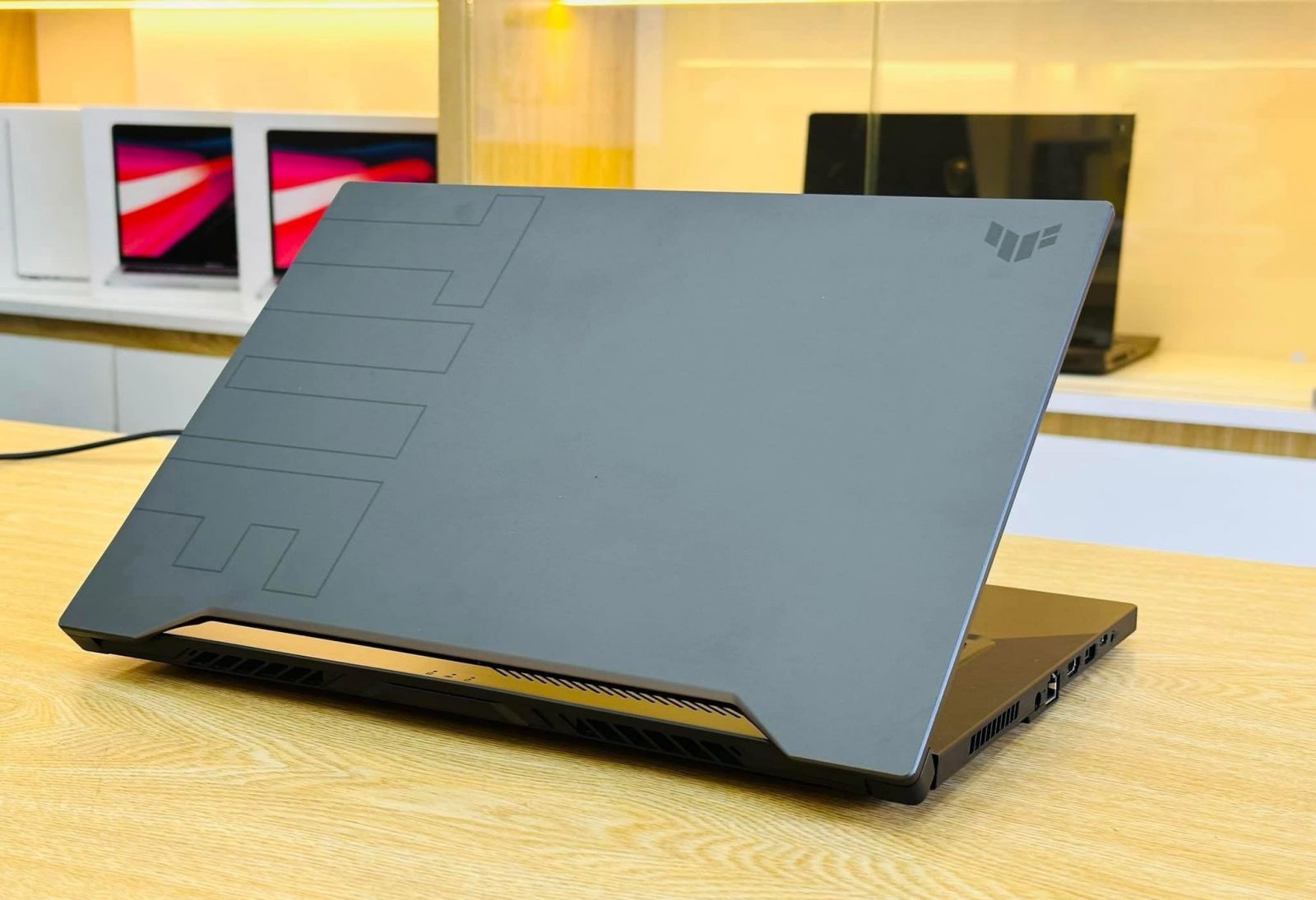 LAPTOP GAMING DƯỚI 20 TRIỆU ĐÁNG MUA 2025