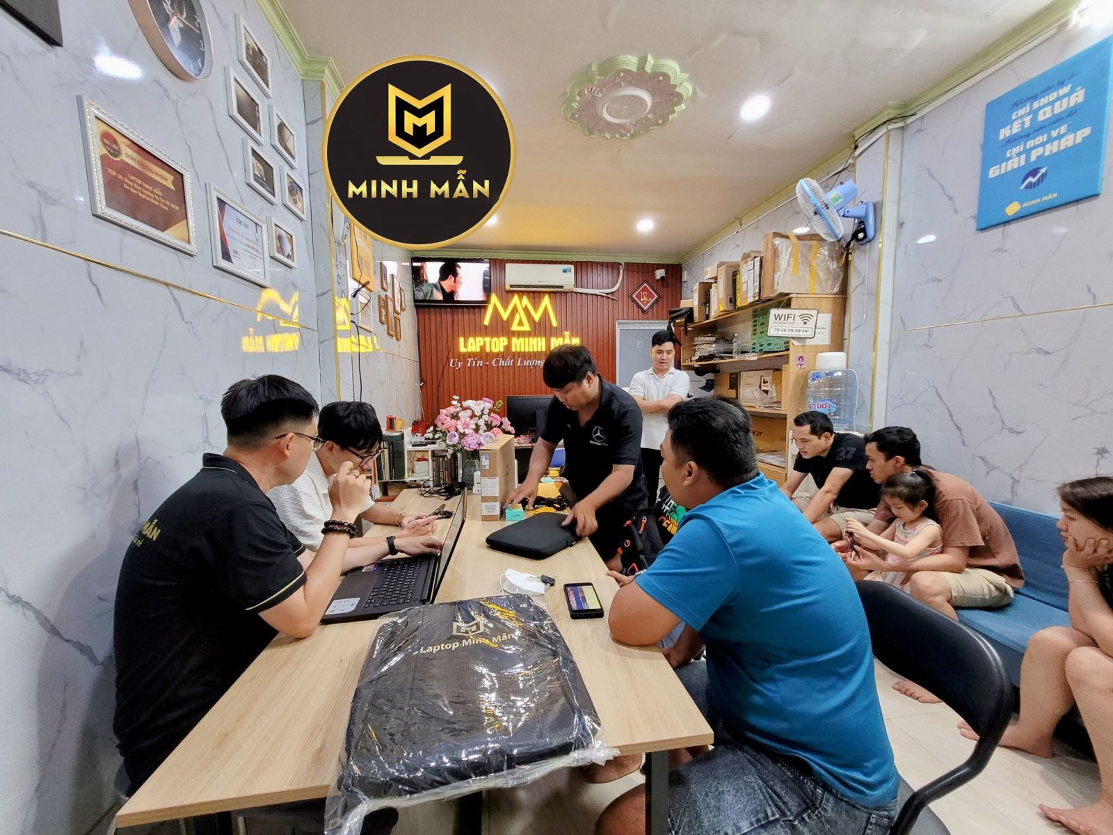 Cửa Hàng Bán Laptop Uy Tín Tại TPHCM