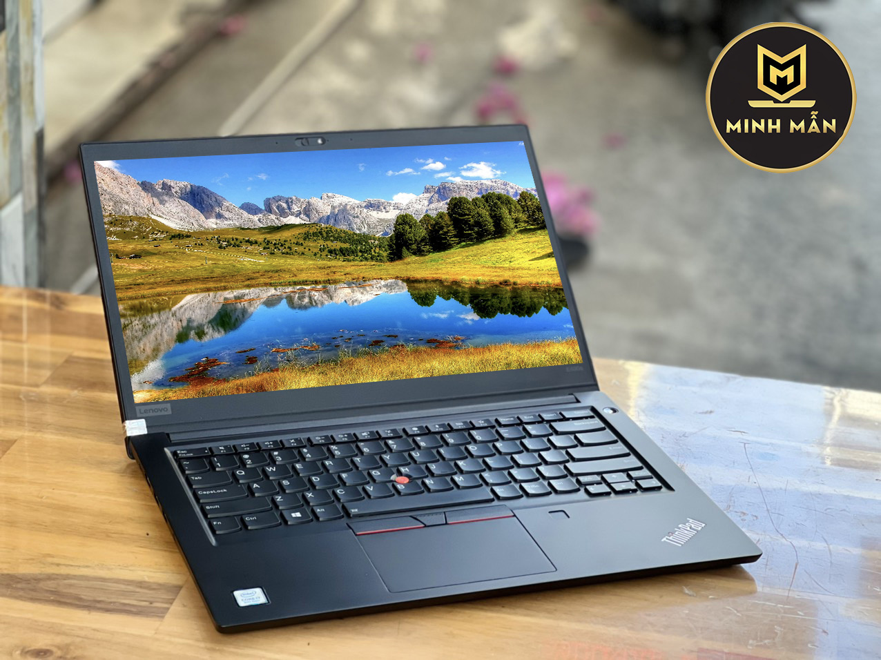 Cửa Hàng Bán Laptop Uy Tín Tại TPHCM