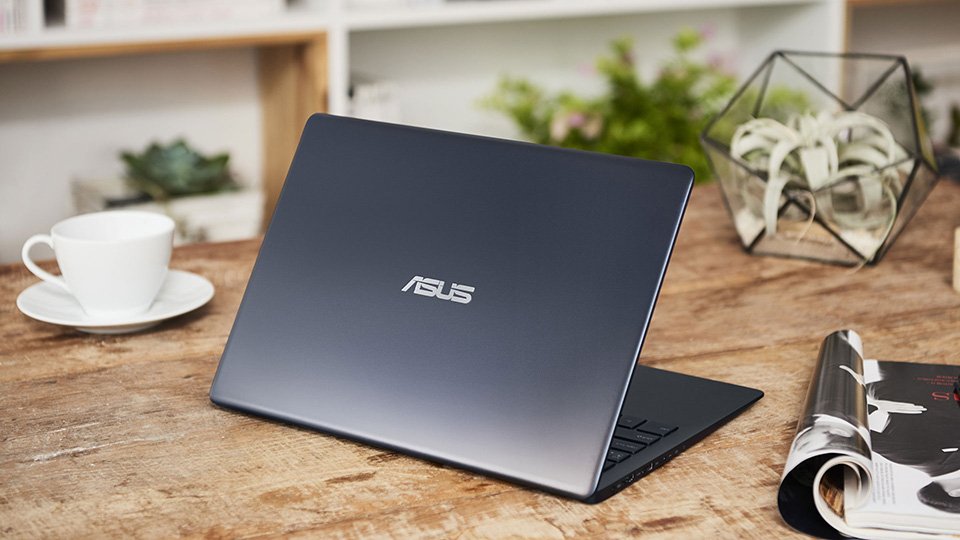Laptop Asus cũ giá rẻ Quận 5