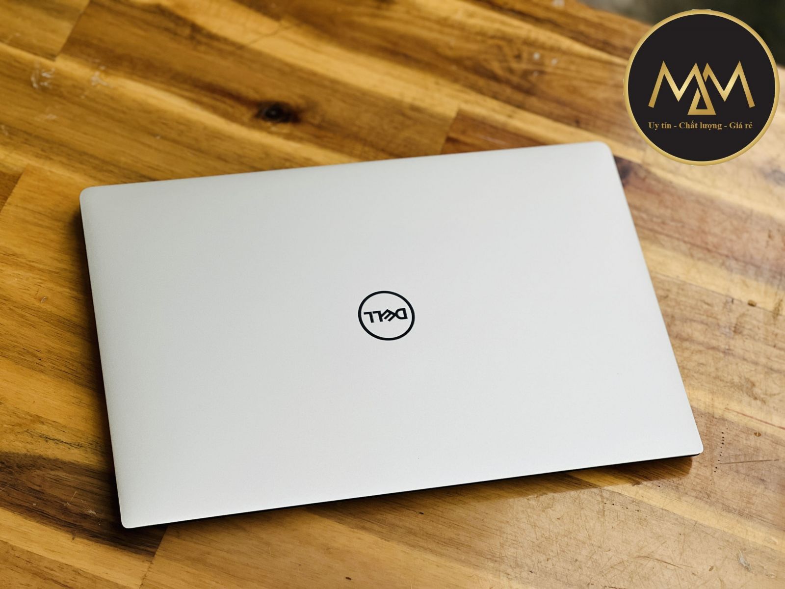 Dell XPS 13 9380 i5 8265 Giá rẻ