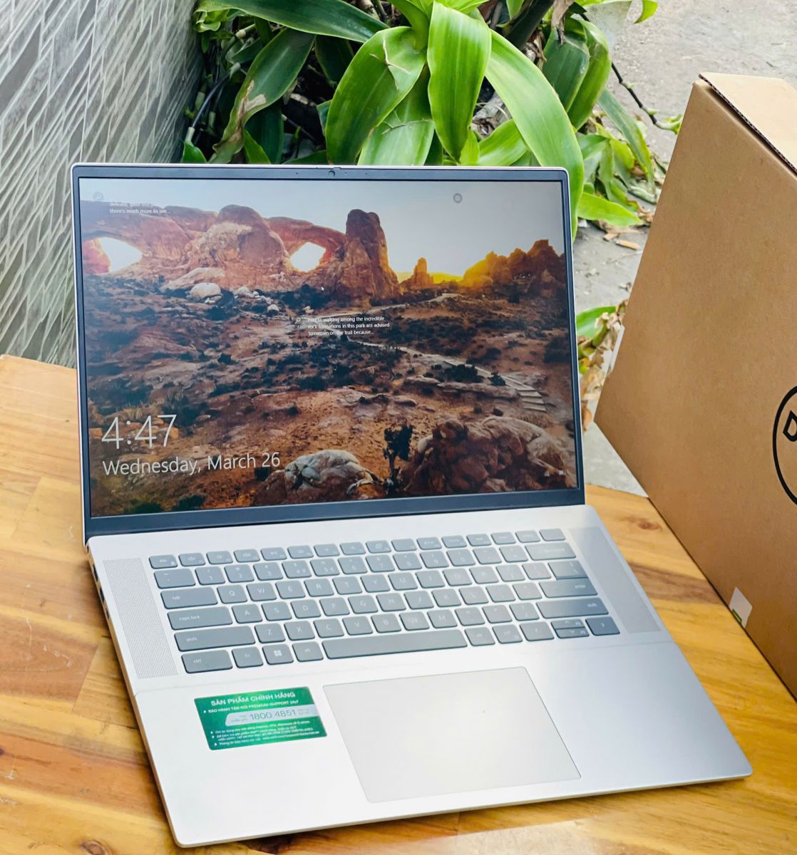 DELL INSPIRON 16 5620 i5 1235U
