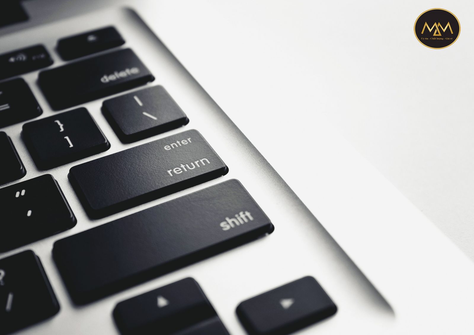 Laptop Dell cũ giá rẻ TPHCM