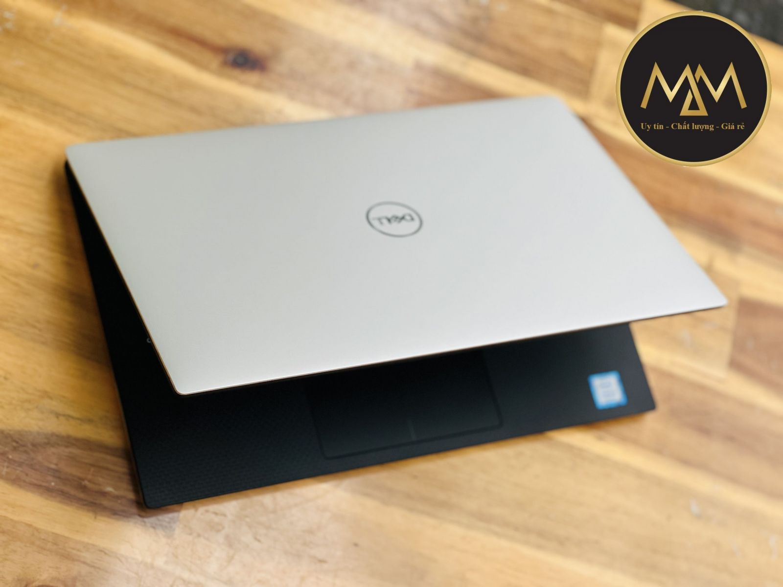 Dell XPS 13 9380 i5 8265 Giá rẻ