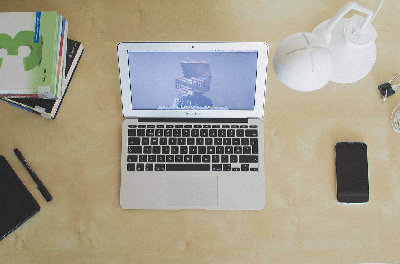 thanh ly laptop cu gia cao