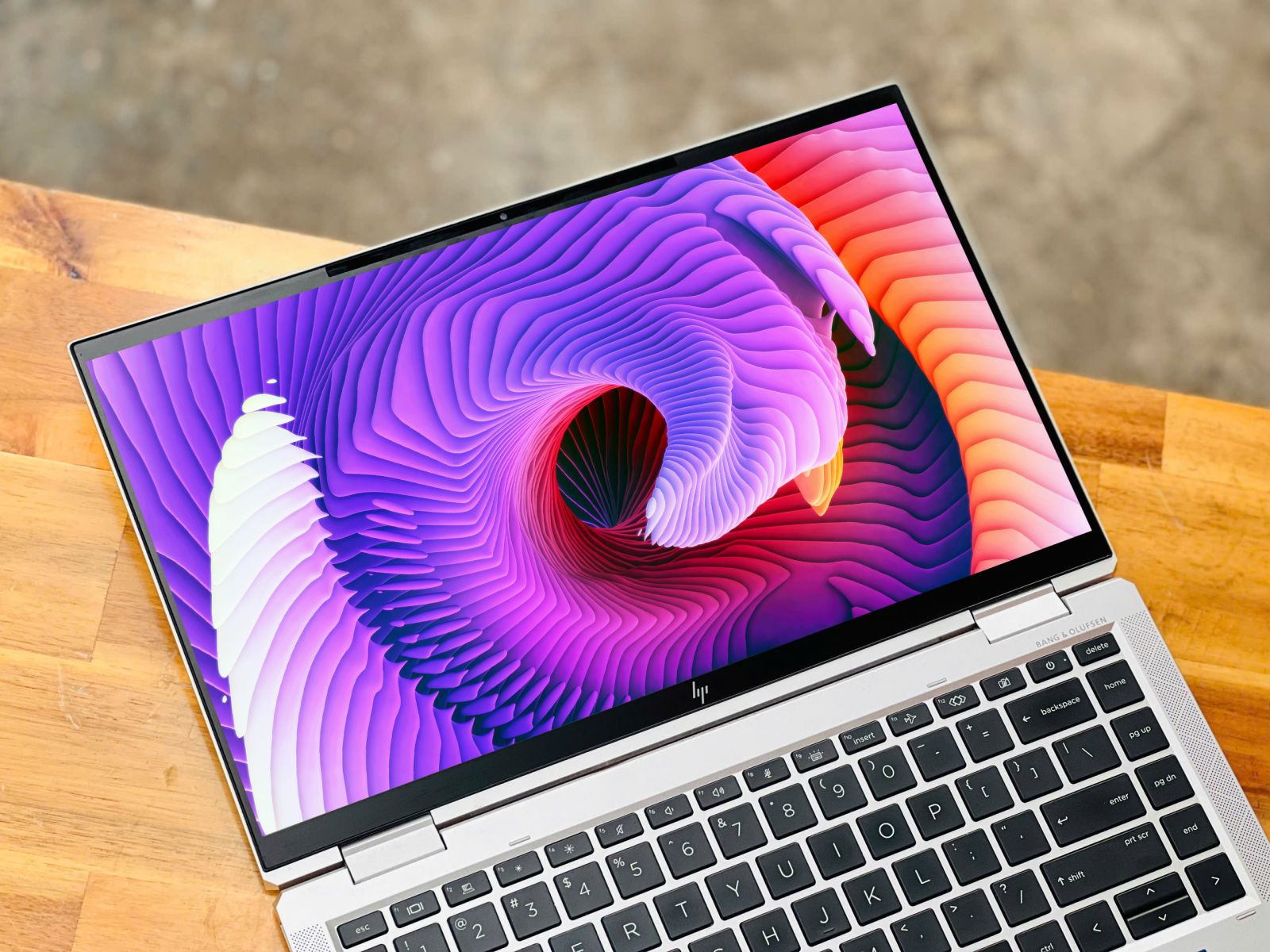 HP ELITEBOOK X360 1040 G8