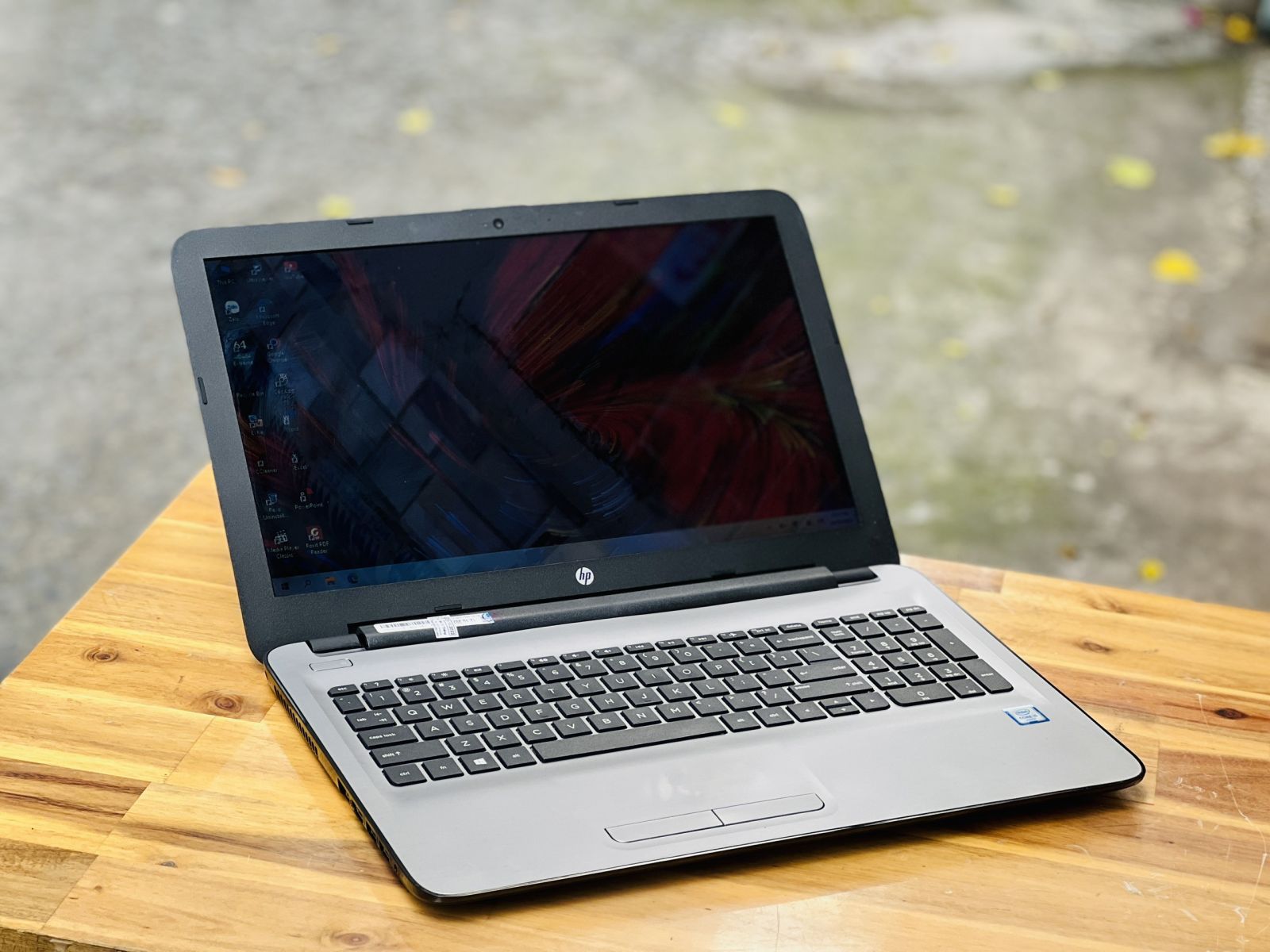 Laptop HP Notebook 15 AY079TU I5 cũ giá rẻ