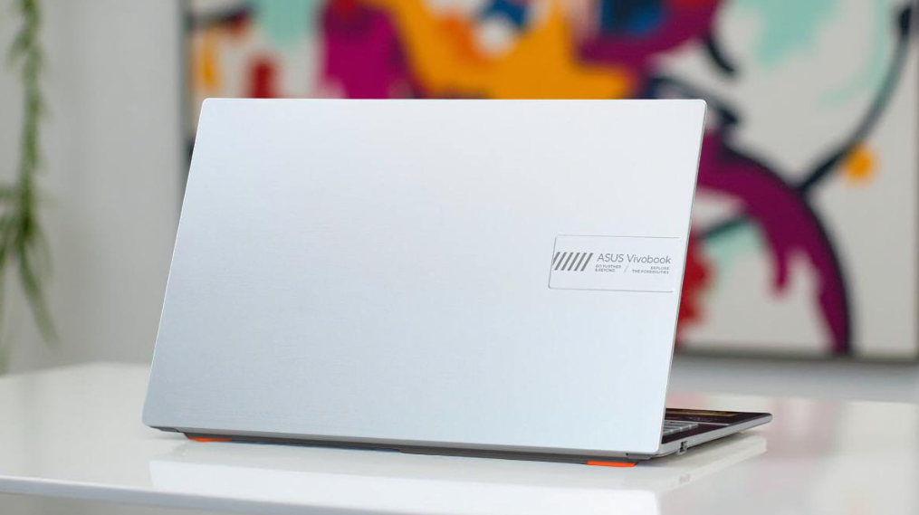 LAPTOP CŨ CHO NGÀNH THƯƠNG MẠI ĐIỆN TỬ