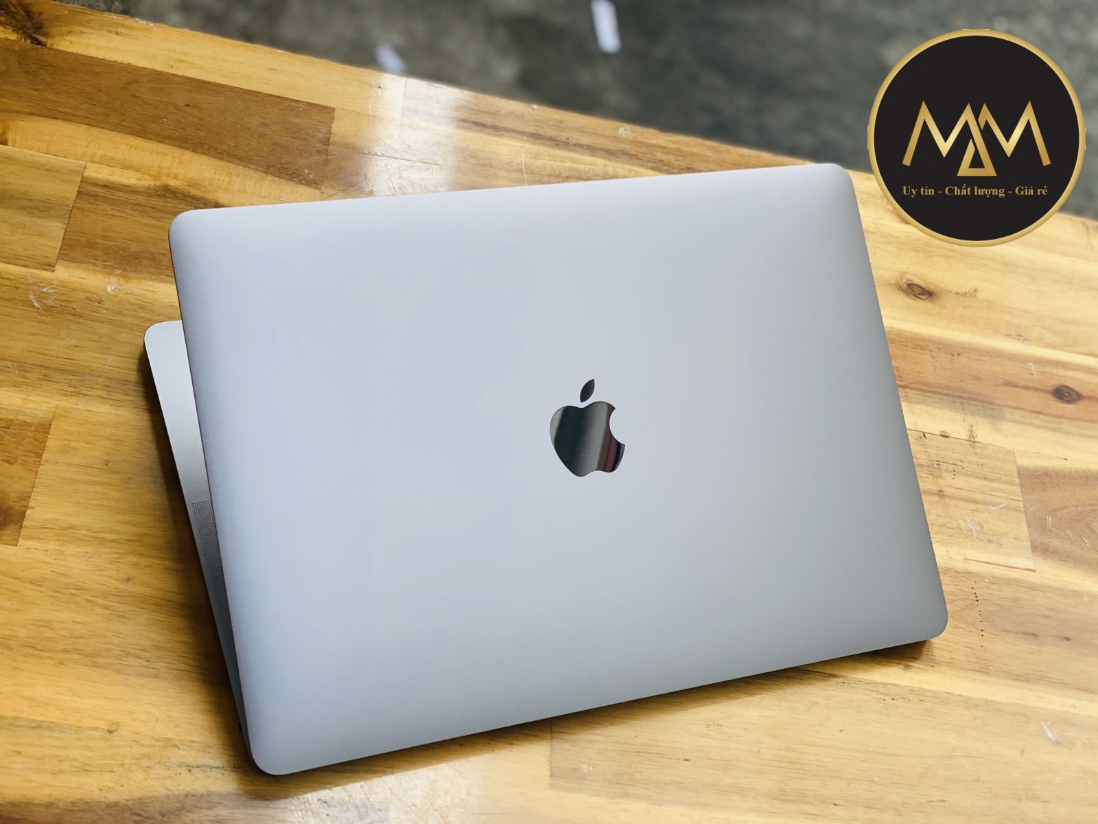 Laptop cũ giá rẻ uy tín bền bỉ