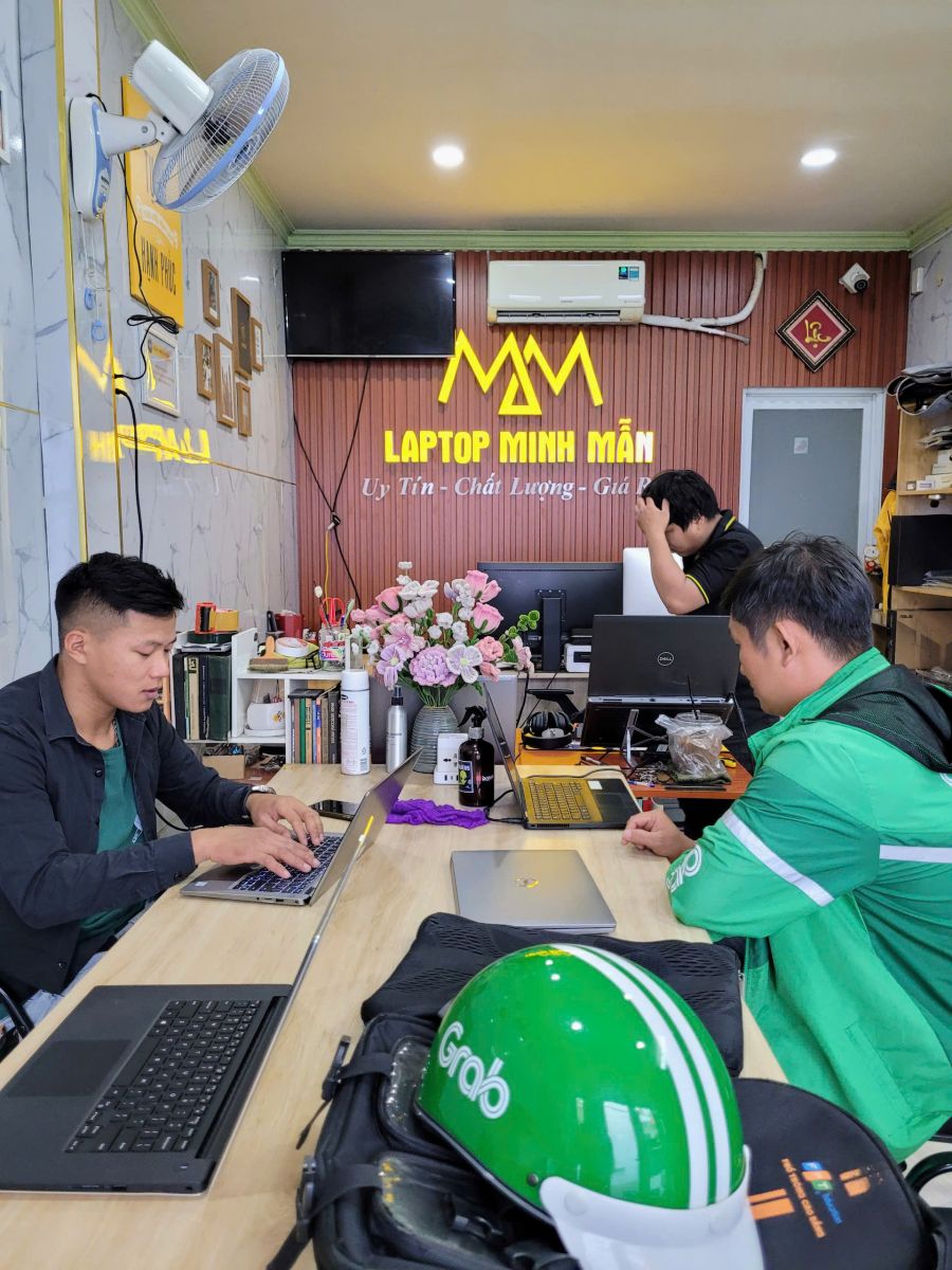 LAPTOP DELL XPS DƯỚI 10 TRIỆU ĐÁNG MUA 2025